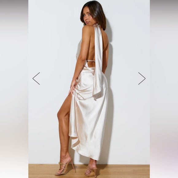 Hello Molly ATHENIAN SATIN MAXI DRESS CHAMPAGNE - Picture 7 of 11